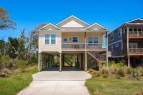 Lucky Pelican by Oak Island Accommodations